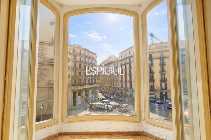 Foto a051b00a-0667-4000-a503-f39c2642685d. Pis a Dreta de l´Eixample Barcelona