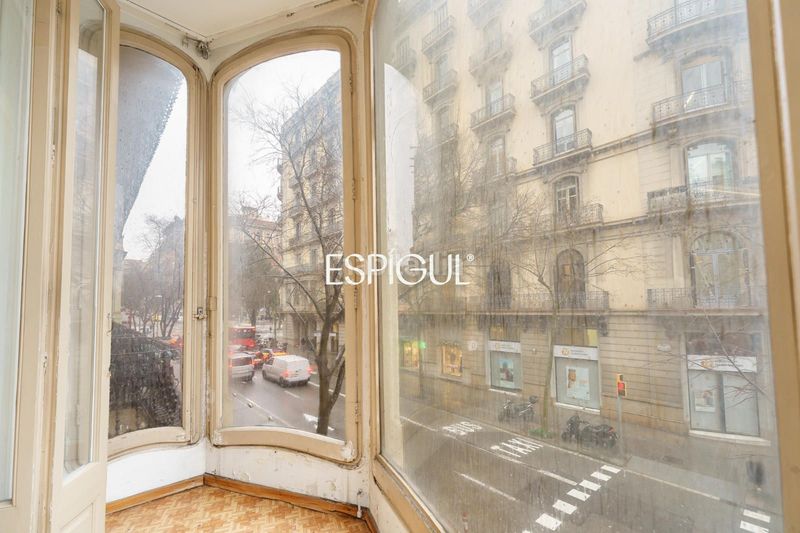 Foto ed5a8722-0227-494f-b793-3dc6b8a91643. Pis a Dreta de l´Eixample Barcelona