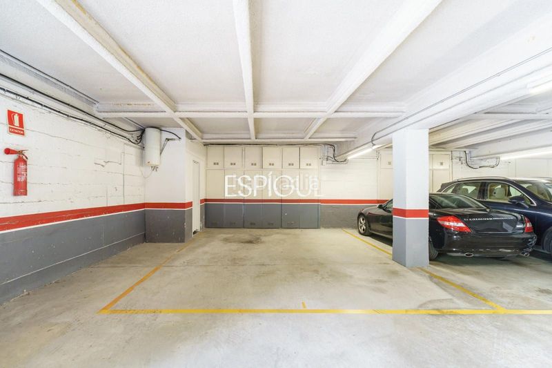 Foto a4e95349-fe0d-4a29-9ee0-b30100c119f3. Pis amb calefacció aparcament piscina a Pedralbes Barcelona