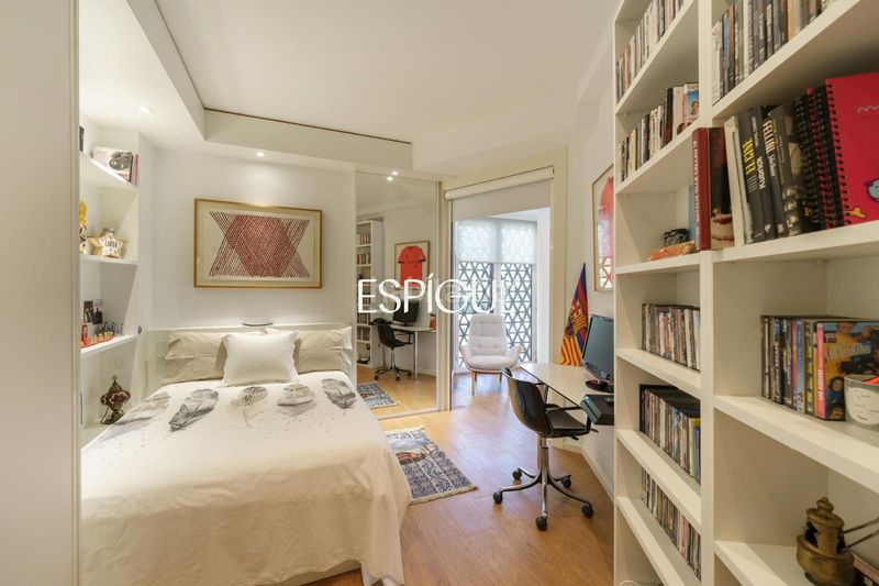 Foto b251d869-39e3-4f23-90eb-b69c666d72ce. Pis amb calefacció aparcament piscina a Pedralbes Barcelona