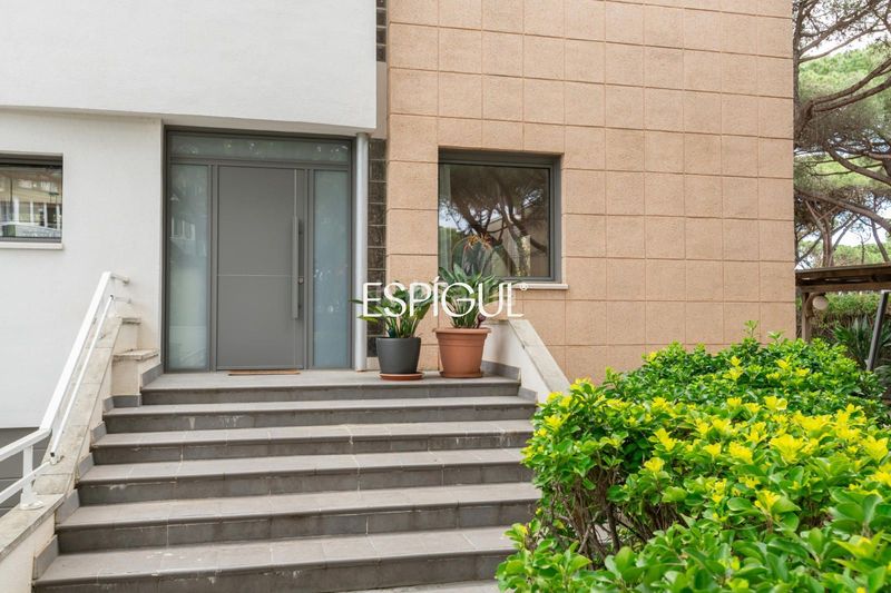 Foto 9d405ebf-2331-48e5-ab92-f09984f58405. Casa espectacular chalet en gavá en Gava Mar Gavà