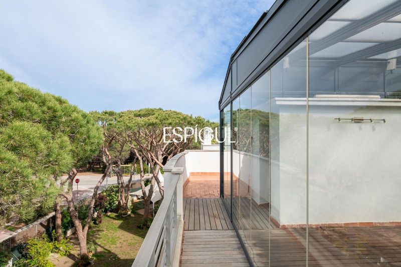 Foto b2ef0dd5-6f6c-49bf-a71f-36f78d1ded46. Casa espectacular chalet en gavá en Gava Mar Gavà