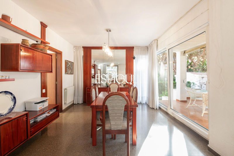 Foto ca0746d8-502d-467c-9d20-747fa64ac3c6. Casa espectacular chalet en gavá en Gava Mar Gavà