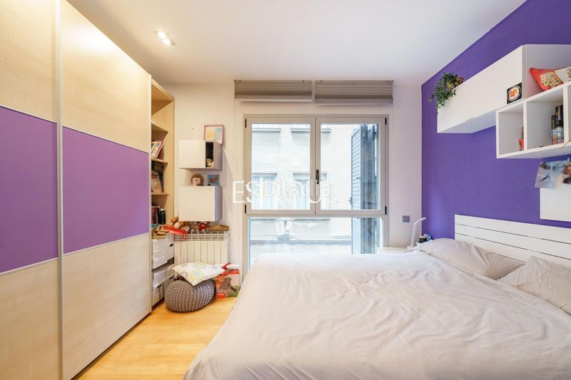 Foto 28a5f383-b2e8-48b2-9c7a-53cdafadc112. Casa amb calefacció a Sants Barcelona