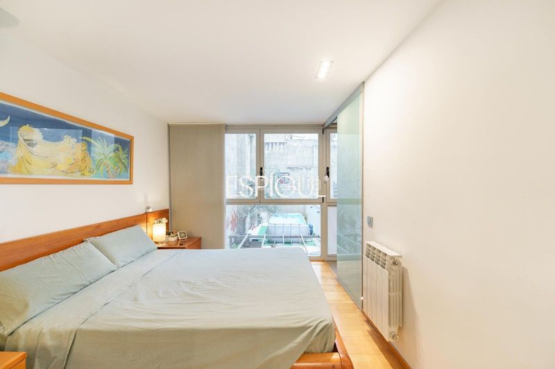 Foto 28cd0c54-5308-40f0-b495-6e85e9d37747. Casa amb calefacció a Sants Barcelona