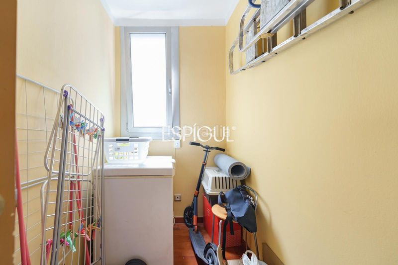 Foto eb8d7c30-9088-4c07-87a5-684935013c29. Pis amb calefacció a Dreta de l´Eixample Barcelona