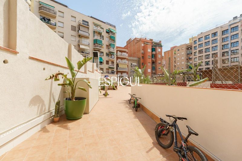 Foto cd1005e0-7876-4955-8245-04c04029afd6. Pis amb calefacció aparcament a Sant Ramon - Maternitat Barcelona