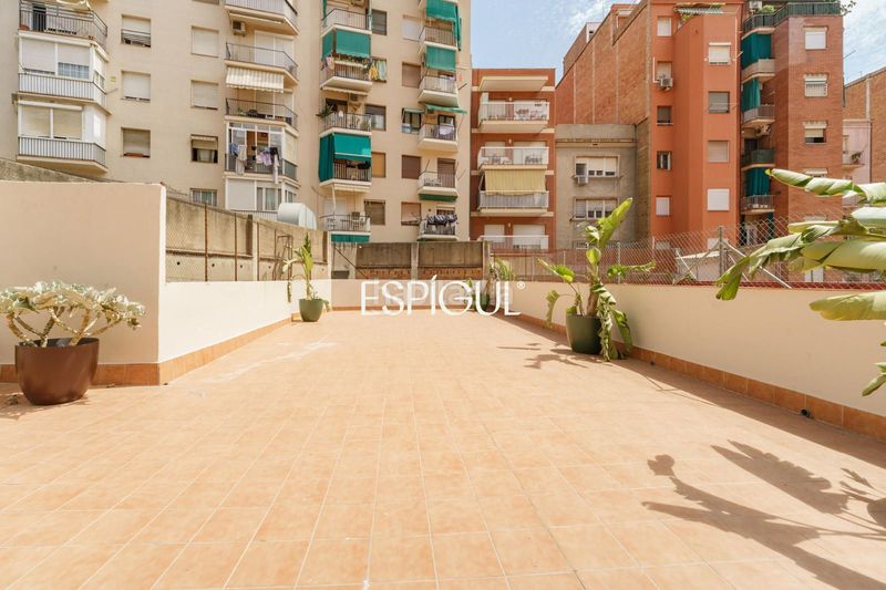 Foto e3f98a54-e085-4ba9-bd79-573ca8e7edba. Pis amb calefacció aparcament a Sant Ramon - Maternitat Barcelona