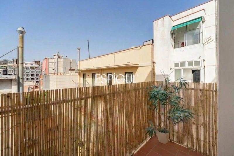 Foto 9a9983f7-7a48-430e-adf4-9432a0fd07a3. Pis amb calefacció a L´Antiga Esquerra de l´Eixample Barcelona