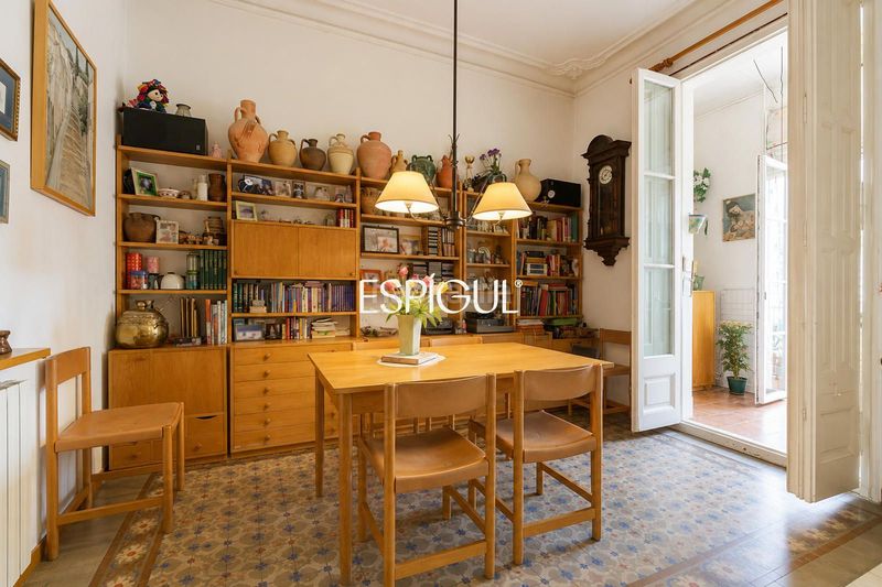 Foto 9e073ca6-7de5-42f3-ab36-347832ffdd5e. Flat with heating in Dreta de l´Eixample Barcelona