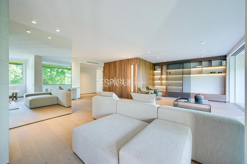 Foto a993ea09-2cc8-42ab-a858-bb4b249f9b35. Piso exclusivo piso en venta en jardí de tòquio, Pedralbes en Barcelona