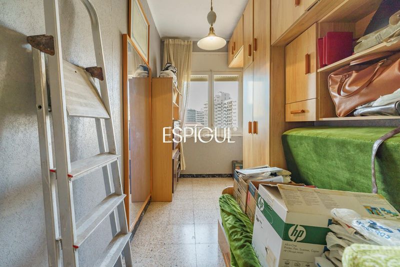Foto 9f4da9bf-4336-4222-9533-76fe1225e070. Pis amb calefacció a La Bordeta Barcelona