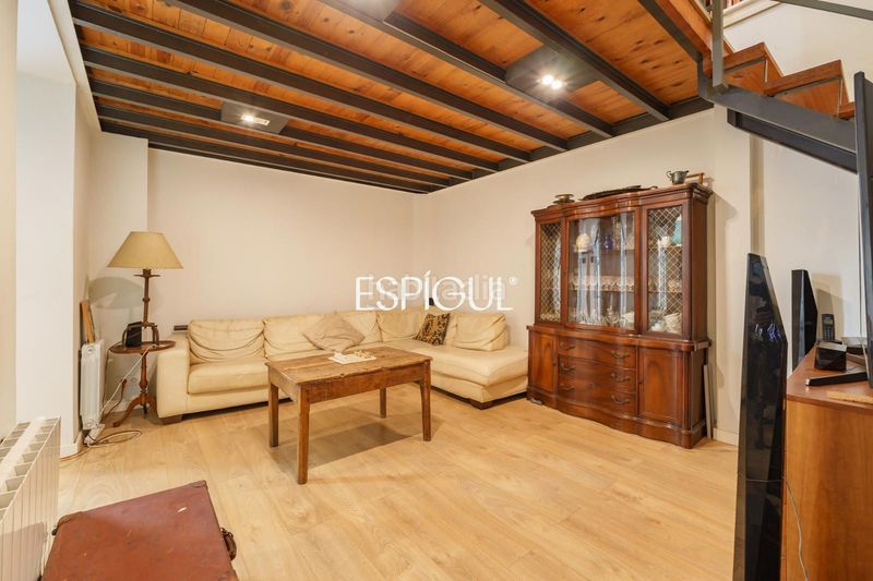 Foto 0d9dc236-928e-41c1-b531-7fa5180c589f. Duplex con riscaldamento in El Poble Sec - Parc de Montjuïc Barcelona