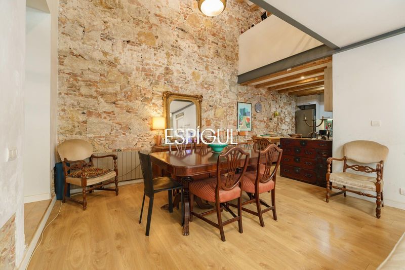 Foto 17625862-e37d-4333-9c15-08390eef7e16. Duplex con riscaldamento in El Poble Sec - Parc de Montjuïc Barcelona