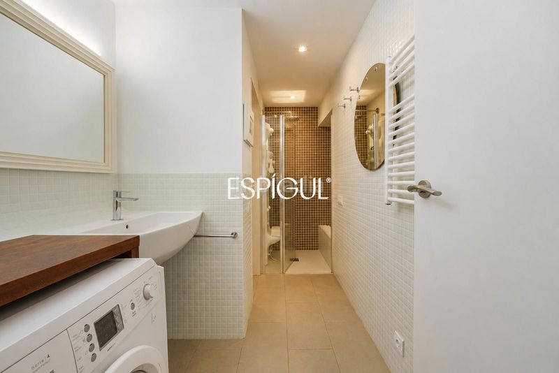 Foto 17efd23f-b0d8-4293-9611-52e095a4d9a6. Duplex con riscaldamento in El Poble Sec - Parc de Montjuïc Barcelona