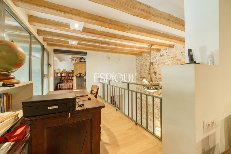 Foto 27834e9e-f8e8-4e5b-9f3d-b29a8b58a3b1. Duplex con riscaldamento in El Poble Sec - Parc de Montjuïc Barcelona