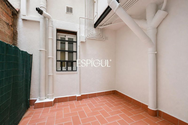 Foto c37c2e99-1cbc-4f6f-b8c2-cbecc29fb534. Duplex con riscaldamento in El Poble Sec - Parc de Montjuïc Barcelona