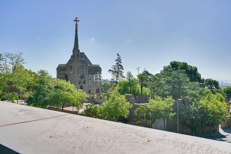 Foto 19d7302c-e6c8-4445-9cd3-26e23965abf2. Casa adossada amb calefacció aparcament a Sant Gervasi - Bonanova Barcelona