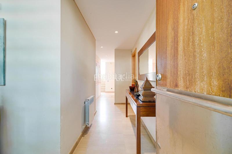 Foto 2a2c47d3-2323-4479-9138-b3b2ac293454. Casa adossada amb calefacció aparcament a Sant Gervasi - Bonanova Barcelona