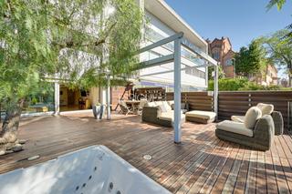 Semi detached house  Benedetti. Chalet en venta en la bonanova
