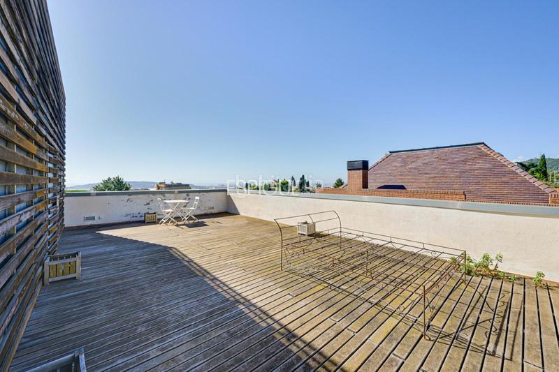 Foto 7aa5a6e1-8741-4f6d-a252-fda3feabb0d1. Casa adossada amb calefacció aparcament a Sant Gervasi - Bonanova Barcelona