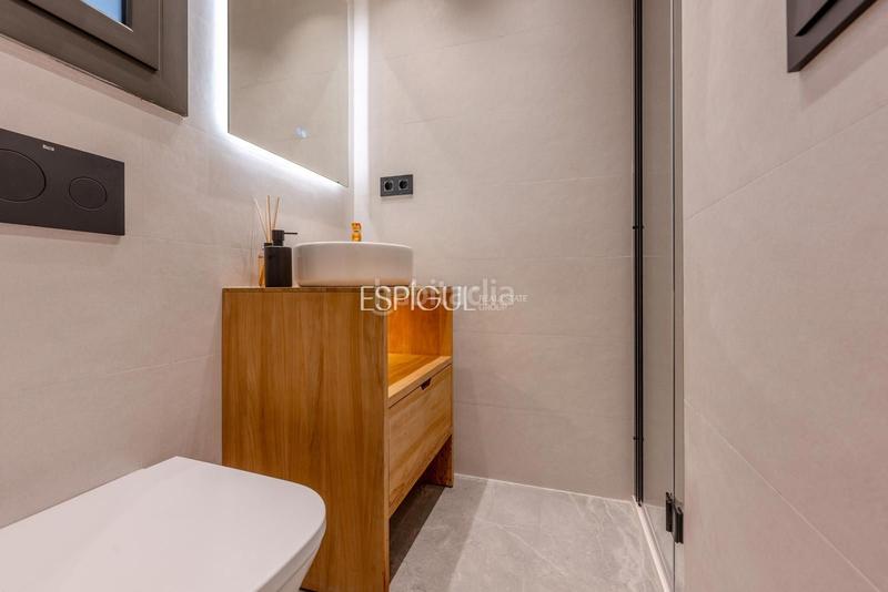 Foto f4487043-8d57-4e6c-81da-df32c837362b. Appartamento con riscaldamento in L´Antiga Esquerra de l´Eixample Barcelona