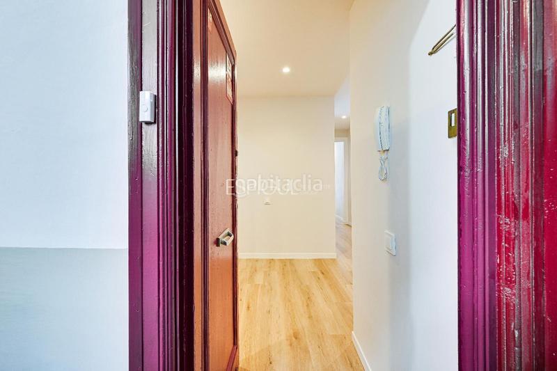 Foto 5fe99277-0f02-4765-a83e-f5157667c9d4. Pis amb calefacció a Raval Barcelona