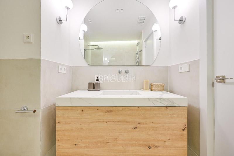 Foto ee16ff4e-3082-4320-bc0a-d0e4069e4a25. Pis amb calefacció aparcament a St. Pere - Sta. Caterina - El Born Barcelona