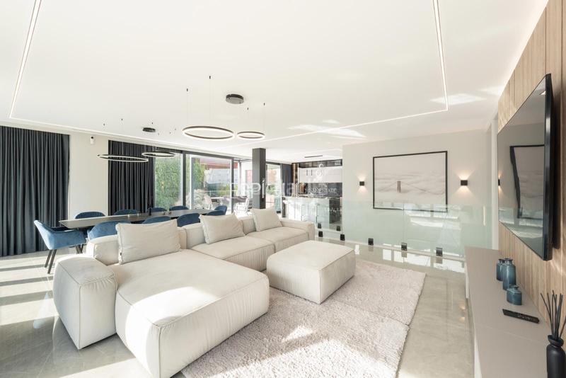 Foto 07a4369f-59b6-4854-87af-485ba83d99cd. Maison avec chauffage parking piscine dans Muntanyeta Castelldefels