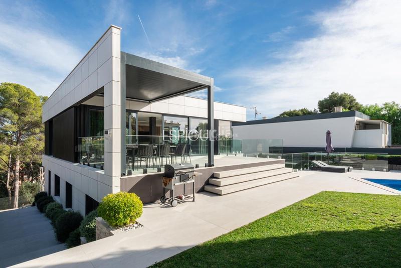 Foto 73498812-0eb1-494e-b72c-436adfeece10. Maison avec chauffage parking piscine dans Muntanyeta Castelldefels