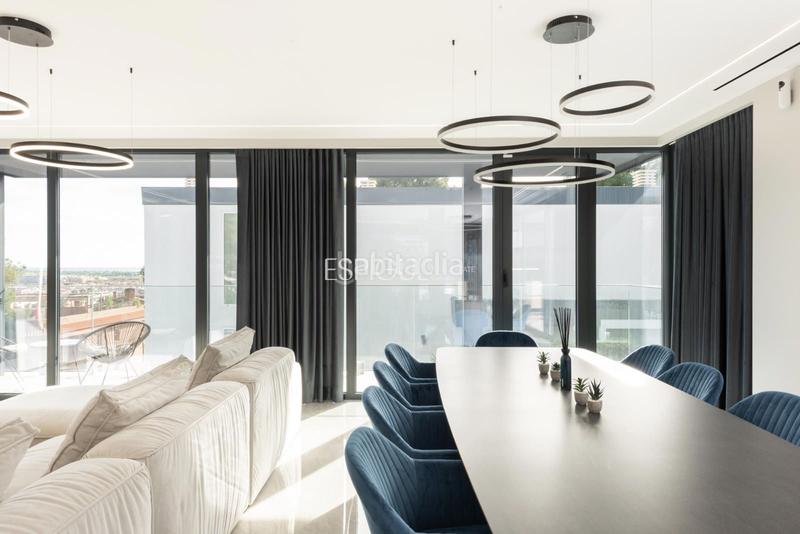 Foto a97ddf11-1f0f-4358-8b0f-c234d6ba8705. Maison avec chauffage parking piscine dans Muntanyeta Castelldefels