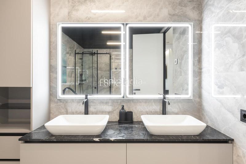 Foto acdbe2ed-5686-4e8f-8f19-5ea905703b9d. Maison avec chauffage parking piscine dans Muntanyeta Castelldefels