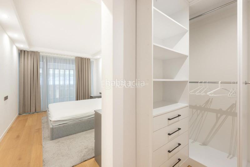 Foto c0341b6c-3c39-4556-ae3f-acc4b77a8980. Duplex with heating parking in Centre Castelldefels