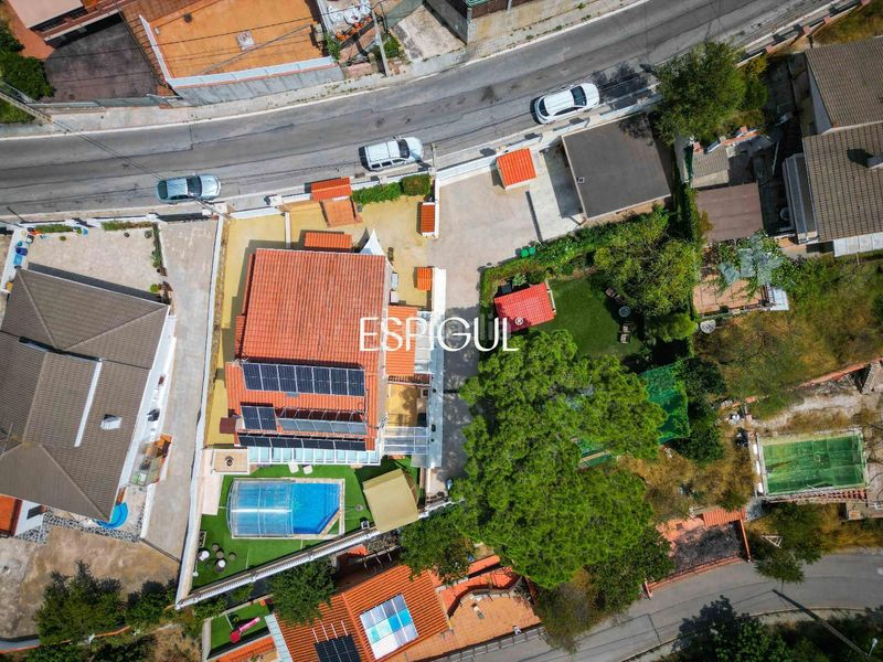 Foto 5c5681db-e6ff-46e2-962f-e9a6d1c89c16. Casa amb calefacció piscina a Castellnou-Can Mir-Can Solà Rubí