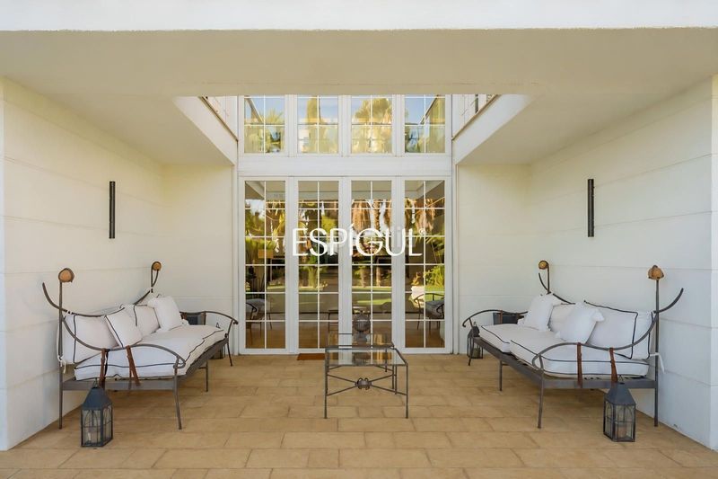 Foto 5470084f-f318-48e6-8153-3e0aae3a7dcd. Casa amb calefacció aparcament piscina a Valldoreix Sant Cugat del Vallès