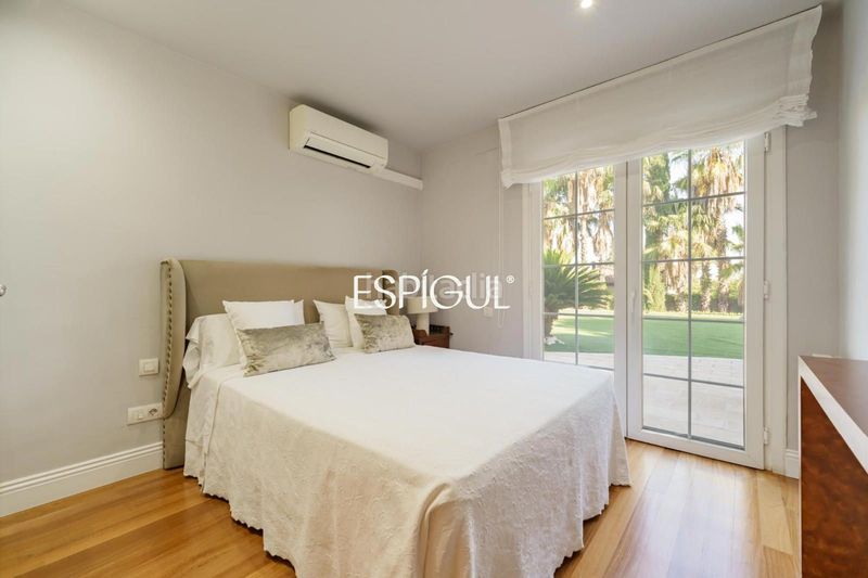 Foto 7da7eba1-5334-4889-8bcf-4c6f28228288. Casa amb calefacció aparcament piscina a Valldoreix Sant Cugat del Vallès