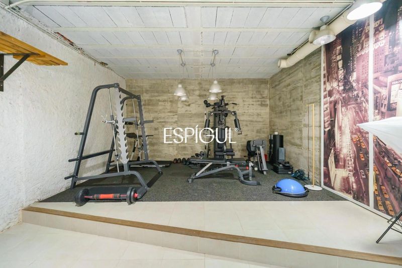 Foto d4e72e0b-c0c2-4d30-b24e-58f6674e4bcb. Casa amb calefacció aparcament piscina a Valldoreix Sant Cugat del Vallès