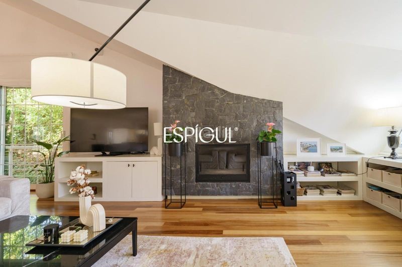 Foto d6b0e5cb-2467-4060-8279-22649db05842. Casa amb calefacció aparcament piscina a Valldoreix Sant Cugat del Vallès