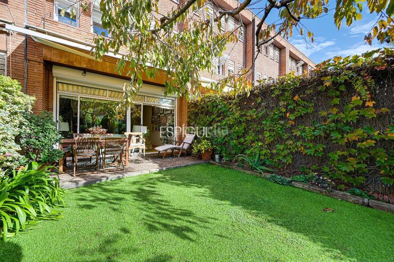 Foto 1035077c-8884-4bb0-aa7a-cb1b954249f0. Maison jumelée avec chauffage parking dans Sant Domènec Sant Cugat del Vallès