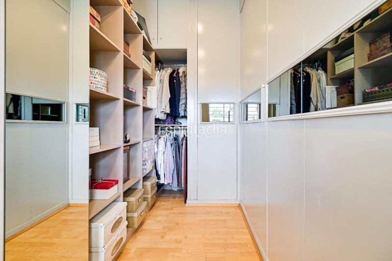 Foto 529cb61b-bc4b-400b-b75a-3237ac4bbbb4. Maison jumelée avec chauffage parking dans Sant Domènec Sant Cugat del Vallès