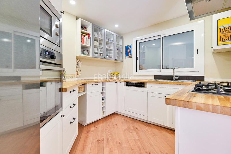 Foto 3b94dd58-1f87-4ac7-9de0-307965208326. Etagenwohnung mit heizung in Parc Central Sant Cugat del Vallès