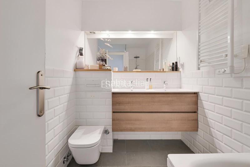 Foto 4d51f9fc-ac76-4217-9d6b-d13e161e50ad. Casa adossada amb calefacció aparcament piscina a Sant Cugat del Vallès