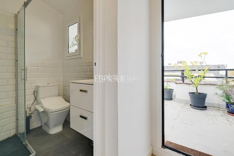 Foto 84784373-8522-45a0-aa0f-4fe2052388ba. Casa adossada amb calefacció aparcament piscina a Sant Cugat del Vallès