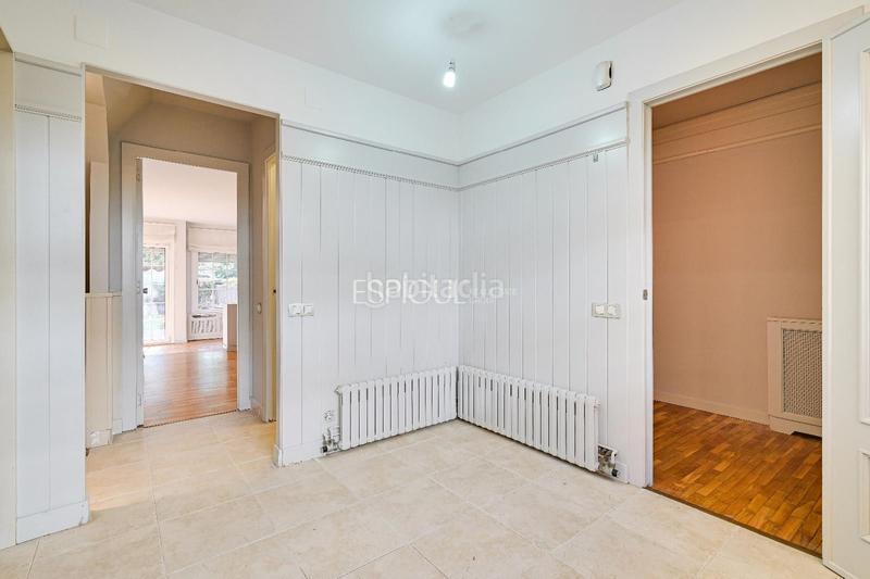 Foto 3e7c2737-5ae7-41dd-b612-01517dd788ba. Casa adossada amb calefacció aparcament a Eixample Sant Cugat del Vallès