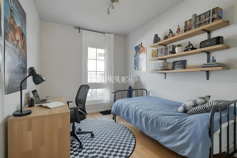 Foto 455ff9f2-2402-4ddb-b10c-70421f154595. Casa adossada amb calefacció aparcament a Eixample Sant Cugat del Vallès