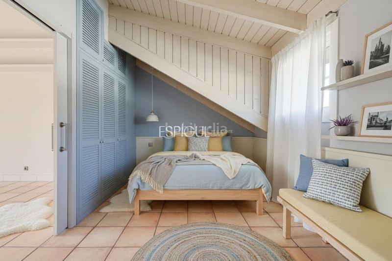 Foto ef92354a-0368-4a97-9c13-b2269cfa3603. Casa adossada amb calefacció aparcament a Eixample Sant Cugat del Vallès