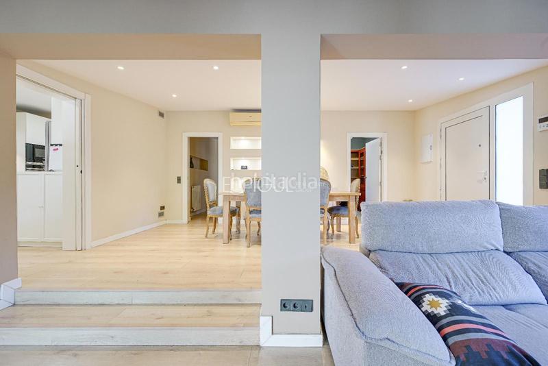 Foto 18903378-9287-40f7-b7e4-77797db63da2. Casa con riscaldamento parcheggio piscina in Mira-sol Sant Cugat del Vallès