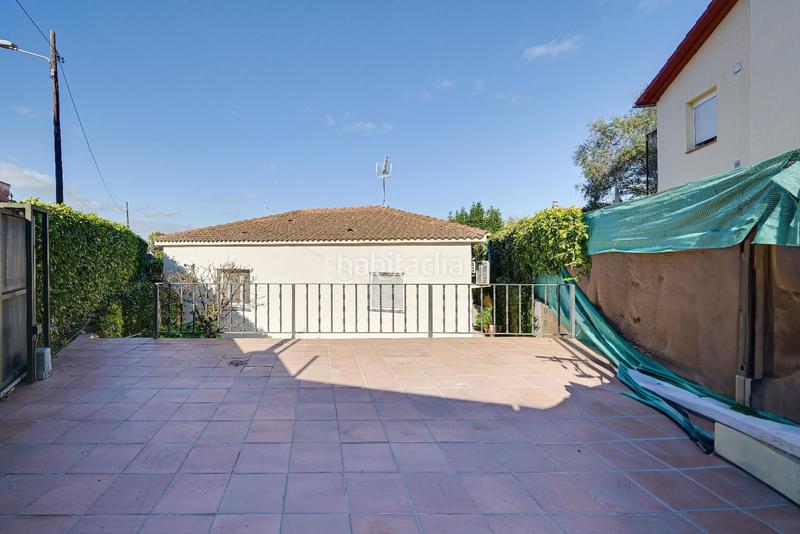 Foto 4a1f0c62-54ba-4546-95a7-0c0c9c87f2a0. Casa con riscaldamento parcheggio piscina in Mira-sol Sant Cugat del Vallès