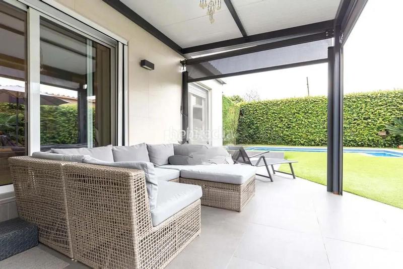 Foto 773b4616-8da2-4163-8d3e-40051324edcb. Casa con riscaldamento parcheggio piscina in Mira-sol Sant Cugat del Vallès