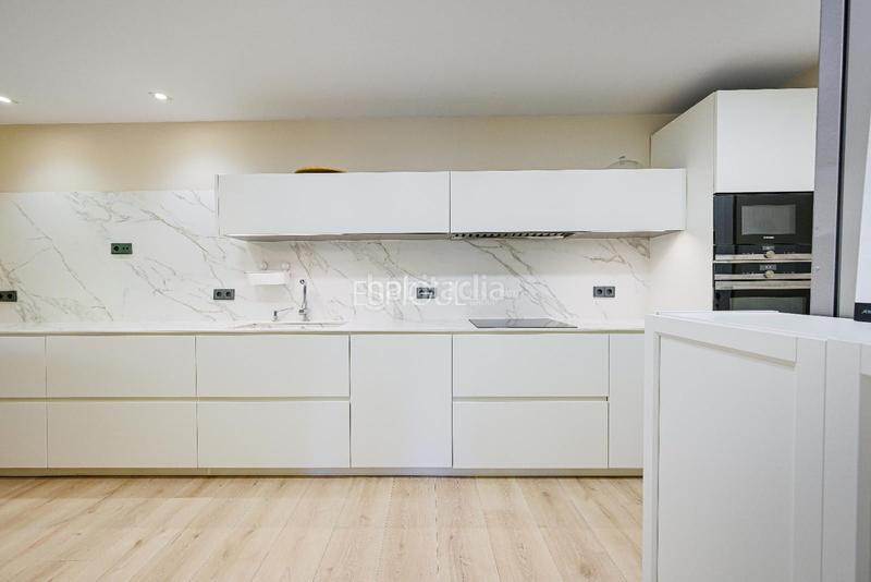 Foto 79aa742a-e1e2-4ed4-9e0b-80eb357c8930. Casa con riscaldamento parcheggio piscina in Mira-sol Sant Cugat del Vallès